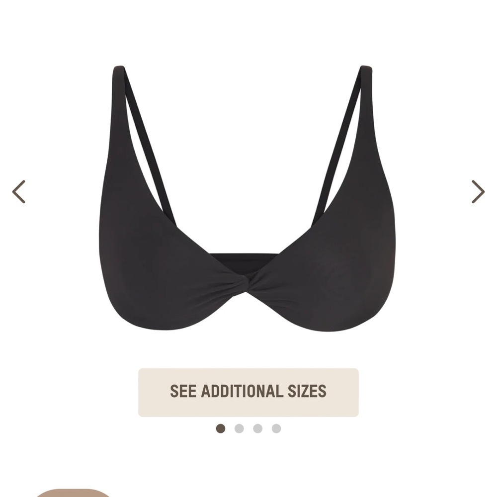 FITS EVERYBODY SKIMPY SCOOP BRALETTE ONYX